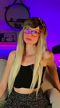 Snapshot of Kittychatte chatting on May 25, 2026, 8:31 am Kittychatte online show from May 25, 2026, 8:31 am