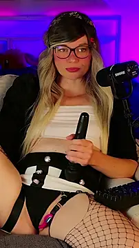Snapshot of Kittychatte chatting on June 5, 2026, 1:39 pm Kittychatte online show from June 5, 2026, 1:39 pm