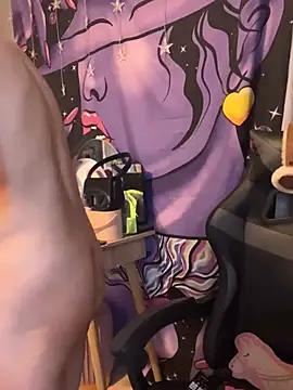 LaPetitechienne1 online show from January 11, 2025, 4:14 pm