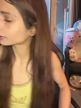 LaPetitechienne1 online show from January 31, 2025, 8:11 am