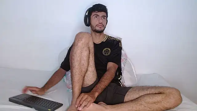 bear 97s online show from June 18, 2026, 3:29 am
