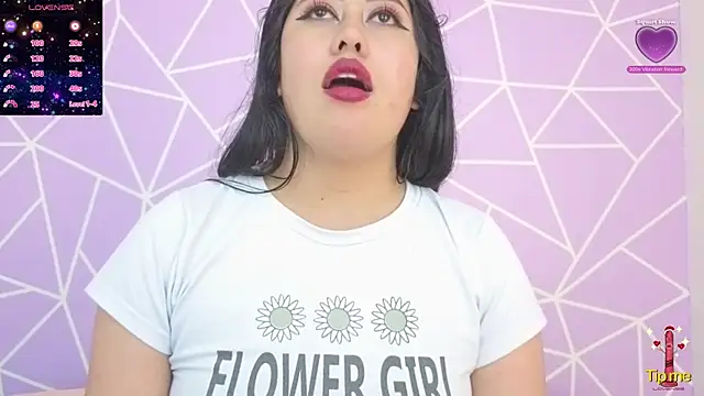 Snapshot of altheamoore chatting on December 16, 2025, 11:43 pm altheamoore online show from December 16, 2025, 11:43 pm