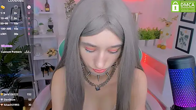 Snapshot of Katia_Kim chatting on February 25, 2025, 12:45 pm Katia Kim online show from February 25, 2025, 12:45 pm