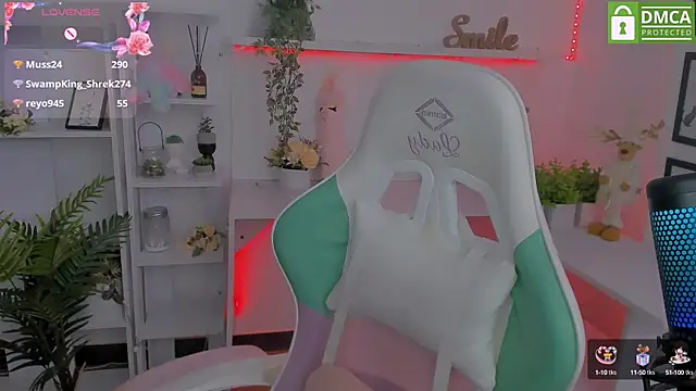 Snapshot of Katia_Kim chatting on March 7, 2025, 9:29 am Katia Kim online show from March 7, 2025, 9:29 am