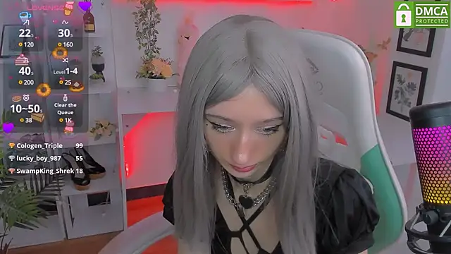 Snapshot of Katia_Kim chatting on March 17, 2025, 9:44 am Katia Kim online show from March 17, 2025, 9:44 am