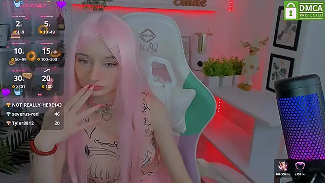 Snapshot of Katia_Kim chatting on March 18, 2025, 9:42 am Katia Kim online show from March 18, 2025, 9:42 am