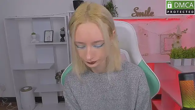 Snapshot of Katia_Kim chatting on October 11, 2025, 5:39 am Katia Kim online show from October 11, 2025, 5:39 am