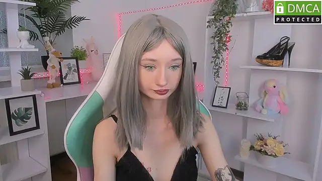 Snapshot of Katia_Kim chatting on October 20, 2025, 5:52 am Katia Kim online show from October 20, 2025, 5:52 am