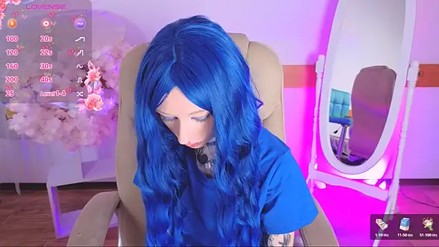 Snapshot of Katia_Kim chatting on November 16, 2025, 6:19 am Katia Kim online show from November 16, 2025, 6:19 am