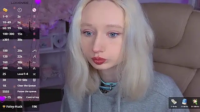 Snapshot of Katia_Kim chatting on February 7, 2026, 6:28 am Katia Kim online show from February 7, 2026, 6:28 am