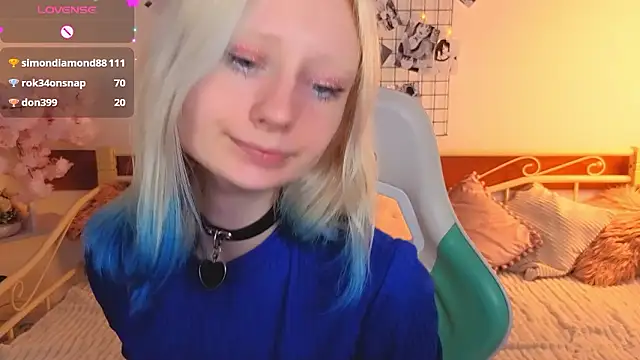 Snapshot of Katia_Kim chatting on February 19, 2026, 10:11 am Katia Kim online show from February 19, 2026, 10:11 am