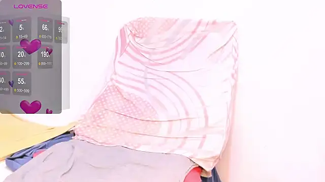 Ammy isabellaa online show from March 6, 2026, 9:33 pm