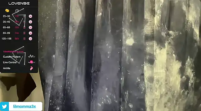 Snapshot of lil_momma420 chatting on December 2, 2024, 3:14 pm lil momma420 online show from December 2, 2024, 3:14 pm