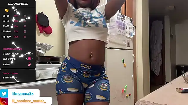 Snapshot of lil_momma420 chatting on February 1, 2025, 7:47 am lil momma420 online show from February 1, 2025, 7:47 am