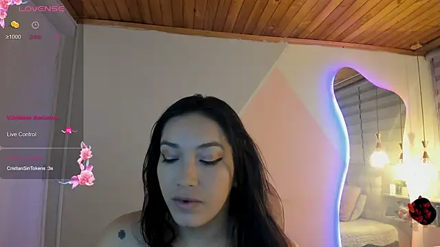 Snapshot of cristal__hot_1 chatting on March 30, 2026, 5:30 am cristal hot 1 online show from March 30, 2026, 5:30 am