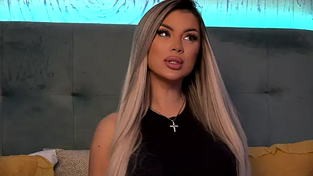 IvyRubens online show from February 20, 2025, 11:31 am