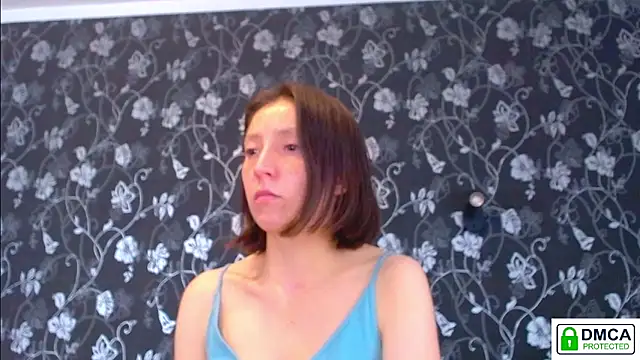 Snapshot of Sophi_Cute chatting on June 9, 2026, 11:00 am Sophi Cute online show from June 9, 2026, 11:00 am