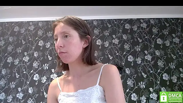 Snapshot of Sophi_Cute chatting on July 20, 2026, 12:07 pm Sophi Cute online show from July 20, 2026, 12:07 pm