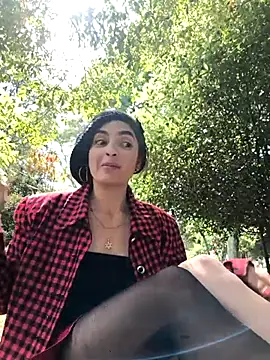 Sam Sara online show from December 3, 2025, 6:17 pm