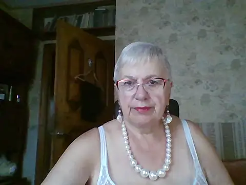 SweetCherry27 online show from July 20, 2026, 4:16 am