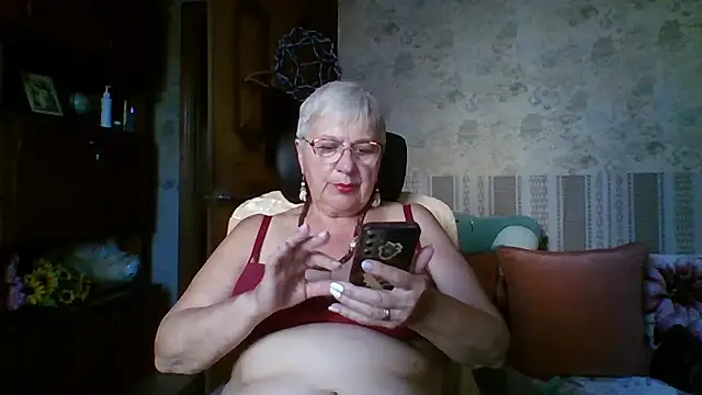 SweetCherry27 online show from July 26, 2026, 5:26 am