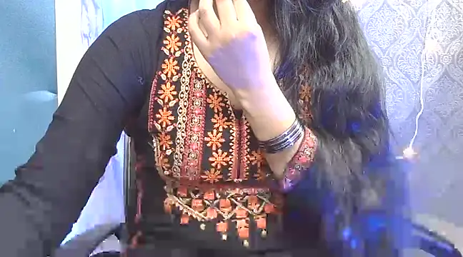 Snapshot of Supriya201 chatting on December 14, 2024, 1:27 pm Supriya201 online show from December 14, 2024, 1:27 pm