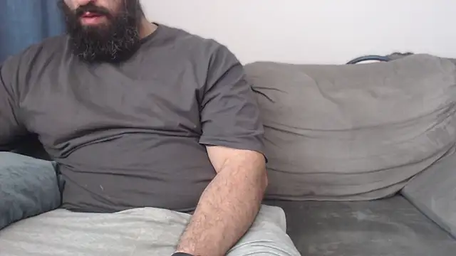 hugemachohandsome online show from March 12, 2026, 11:27 am