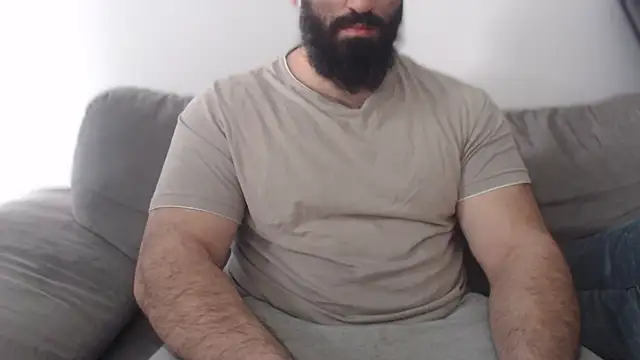 hugemachohandsome online show from May 9, 2026, 6:29 am