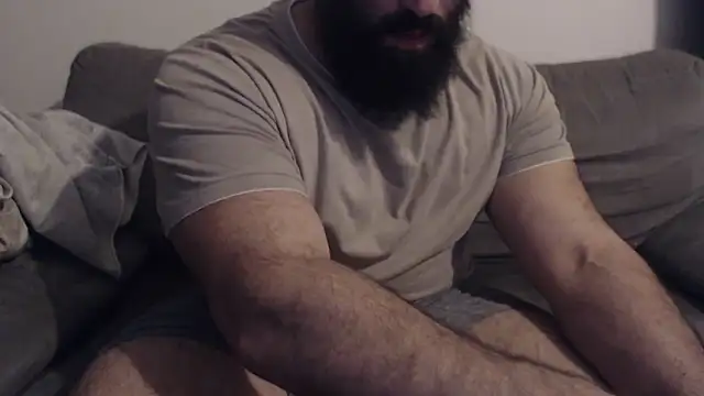hugemachohandsome online show from May 16, 2026, 7:23 pm