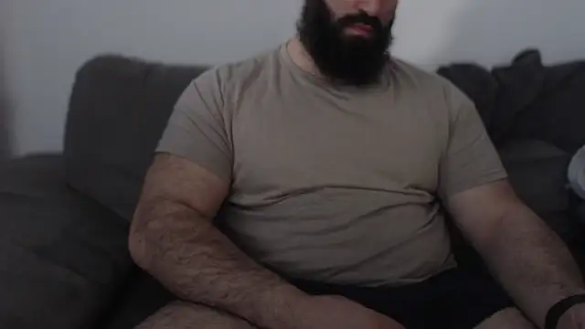 hugemachohandsome online show from May 19, 2026, 4:41 am