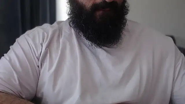 hugemachohandsome online show from May 24, 2026, 7:46 am