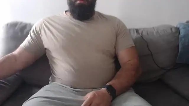 hugemachohandsome online show from June 23, 2026, 5:05 am