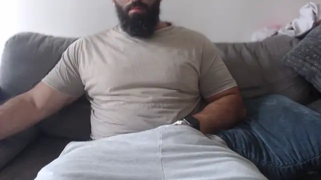 hugemachohandsome online show from June 27, 2026, 6:51 am