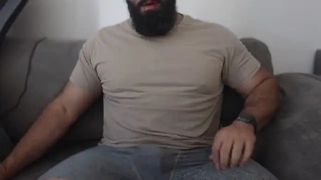 hugemachohandsome online show from June 30, 2026, 6:47 am