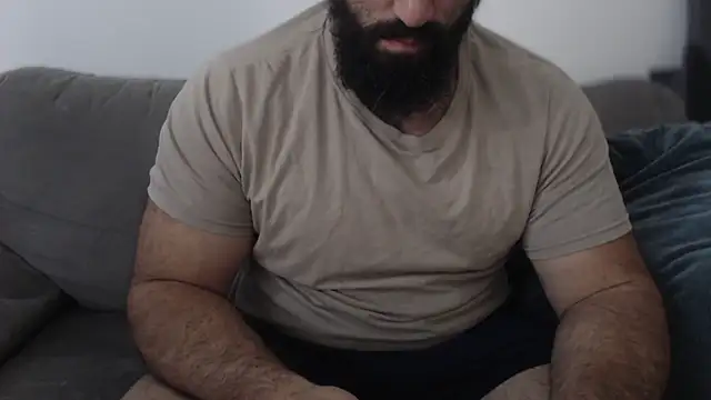 hugemachohandsome online show from July 16, 2026, 6:19 am