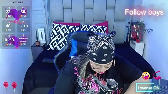 evelin zaens online show from November 20, 2025, 4:01 am