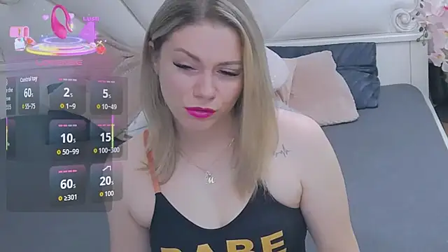 Snapshot of AdelleDeep chatting on May 9, 2026, 10:53 am AdelleDeep online show from May 9, 2026, 10:53 am