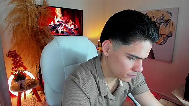 Snapshot of Matias_Murrier chatting on September 25, 2025, 12:09 pm Matias Murrier online show from September 25, 2025, 12:09 pm