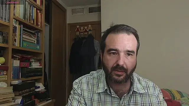 Snapshot of curiosillo83 chatting on September 26, 2025, 4:44 pm curiosillo83 online show from September 26, 2025, 4:44 pm