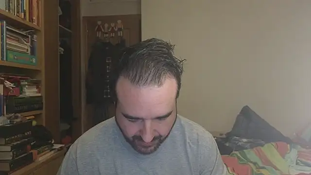 curiosillo83 online show from December 14, 2025, 12:10 pm