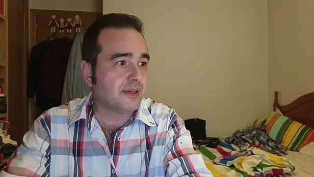 curiosillo83 online show from April 23, 2026, 3:03 pm