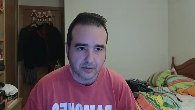 curiosillo83 online show from May 2, 2026, 10:53 am
