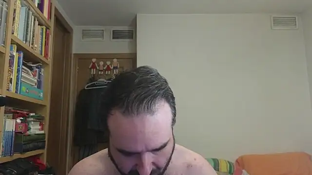 Snapshot of curiosillo83 chatting on June 16, 2026, 11:02 am curiosillo83 online show from June 16, 2026, 11:02 am