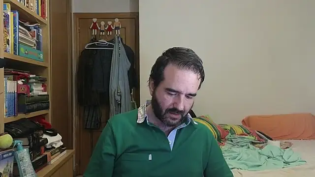 Snapshot of curiosillo83 chatting on July 10, 2026, 4:53 pm curiosillo83 online show from July 10, 2026, 4:53 pm