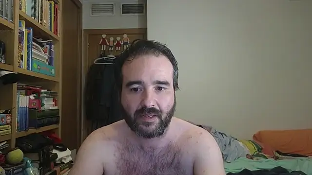 Snapshot of curiosillo83 chatting on July 19, 2026, 9:57 am curiosillo83 online show from July 19, 2026, 9:57 am