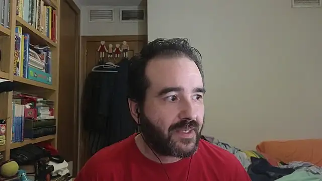 Snapshot of curiosillo83 chatting on July 19, 2026, 10:13 pm curiosillo83 online show from July 19, 2026, 10:13 pm