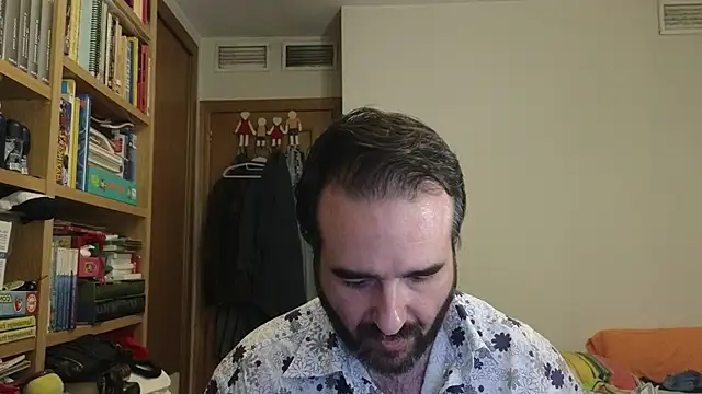 Snapshot of curiosillo83 chatting on July 21, 2026, 1:46 pm curiosillo83 online show from July 21, 2026, 1:46 pm