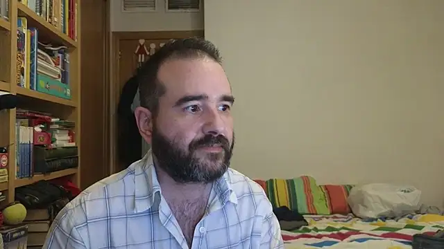 Snapshot of curiosillo83 chatting on July 28, 2026, 3:21 pm curiosillo83 online show from July 28, 2026, 3:21 pm
