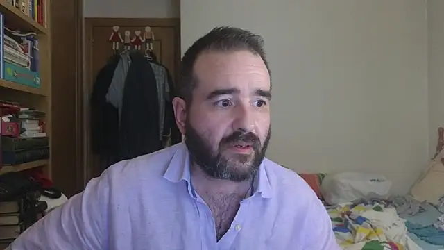 Snapshot of curiosillo83 chatting on July 29, 2026, 3:43 pm curiosillo83 online show from July 29, 2026, 3:43 pm
