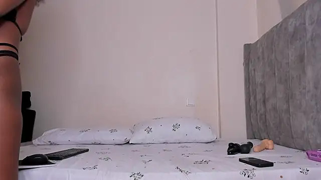 sexy ariah online show from May 10, 2026, 5:56 am